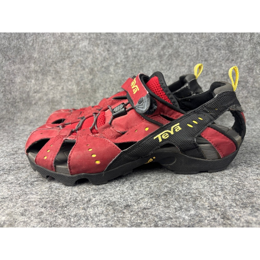 Teva Hiking Sandals Mens 10 Red Closed Toe Water Shoes 6944